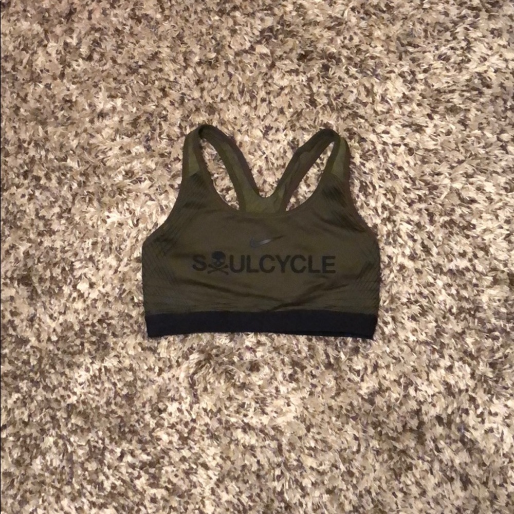 nike pro bra